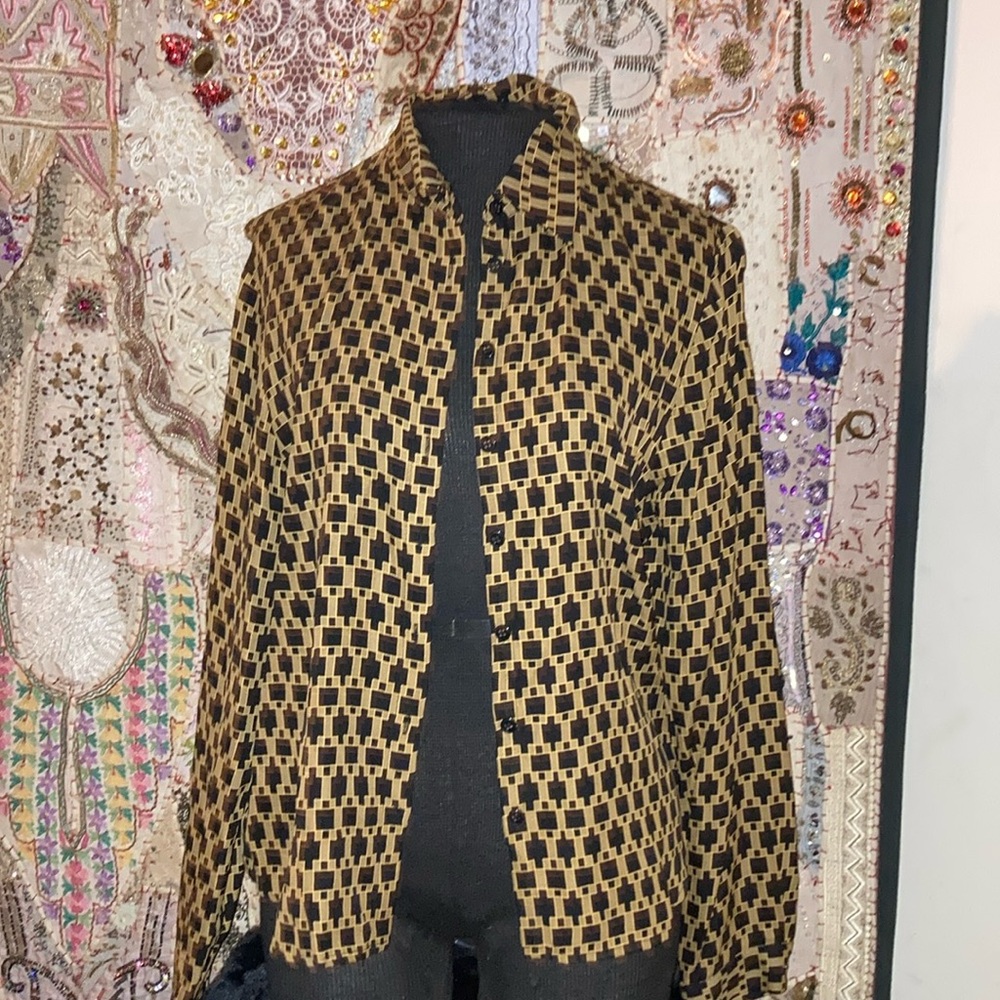 100% Sillk Checkered Patterned 8 Button Blouse - image 1